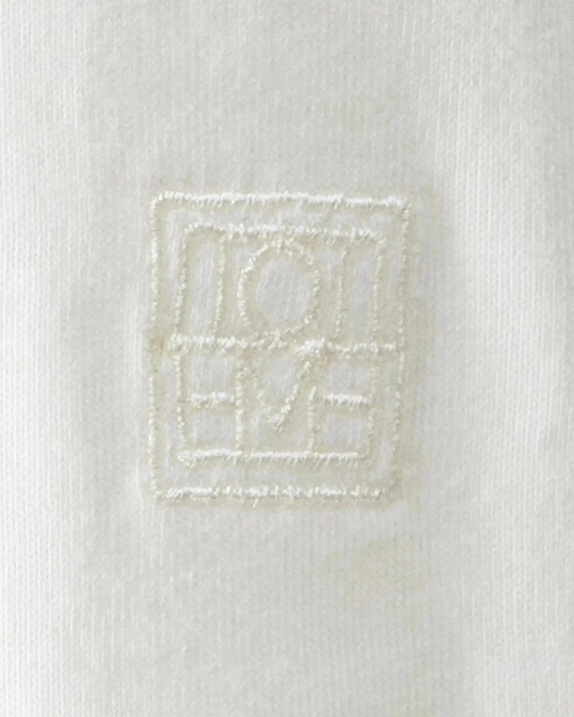 Curved Seam T-shirt