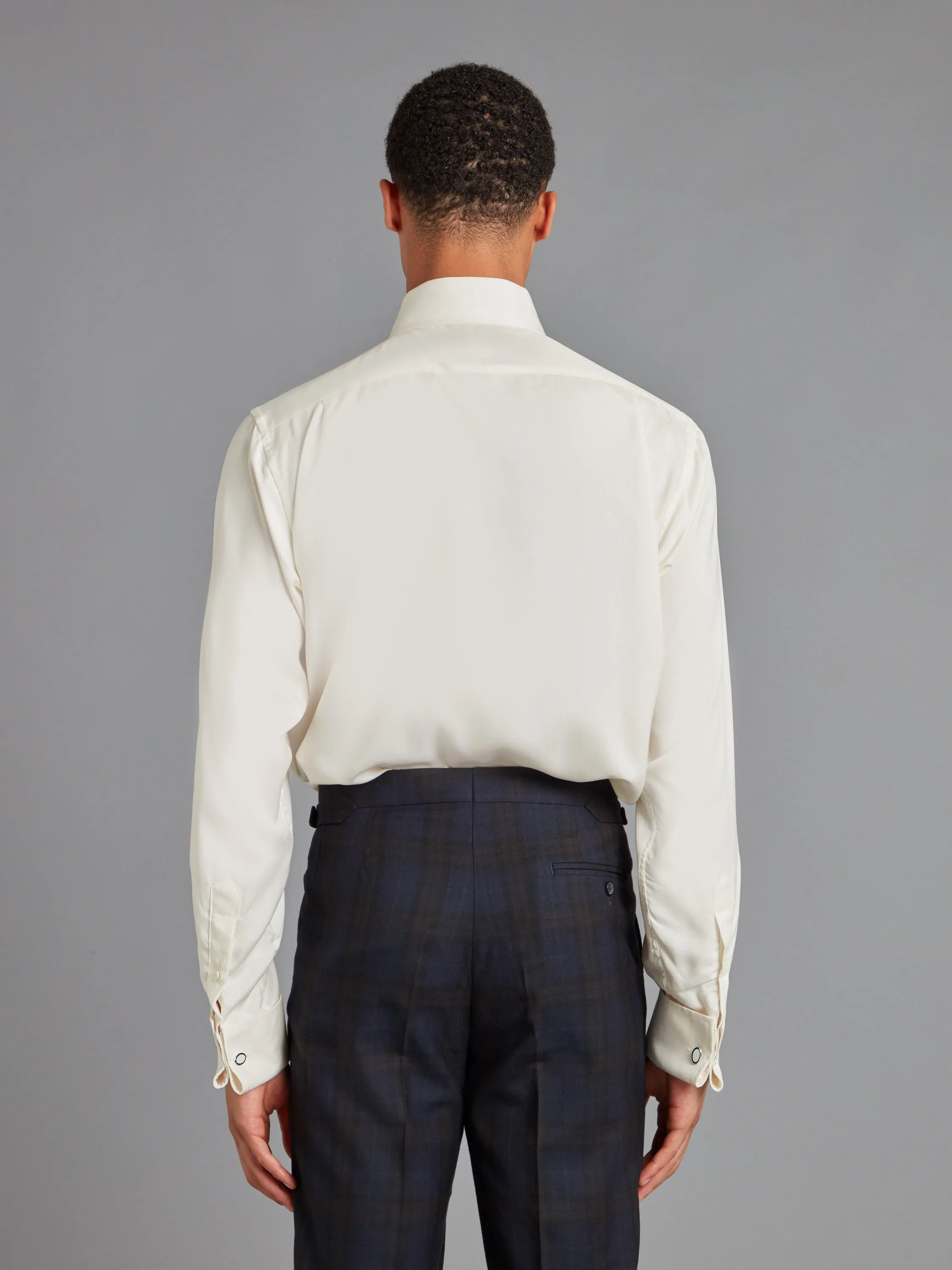 Silk Evening Shirt. Classic Collar - Cream