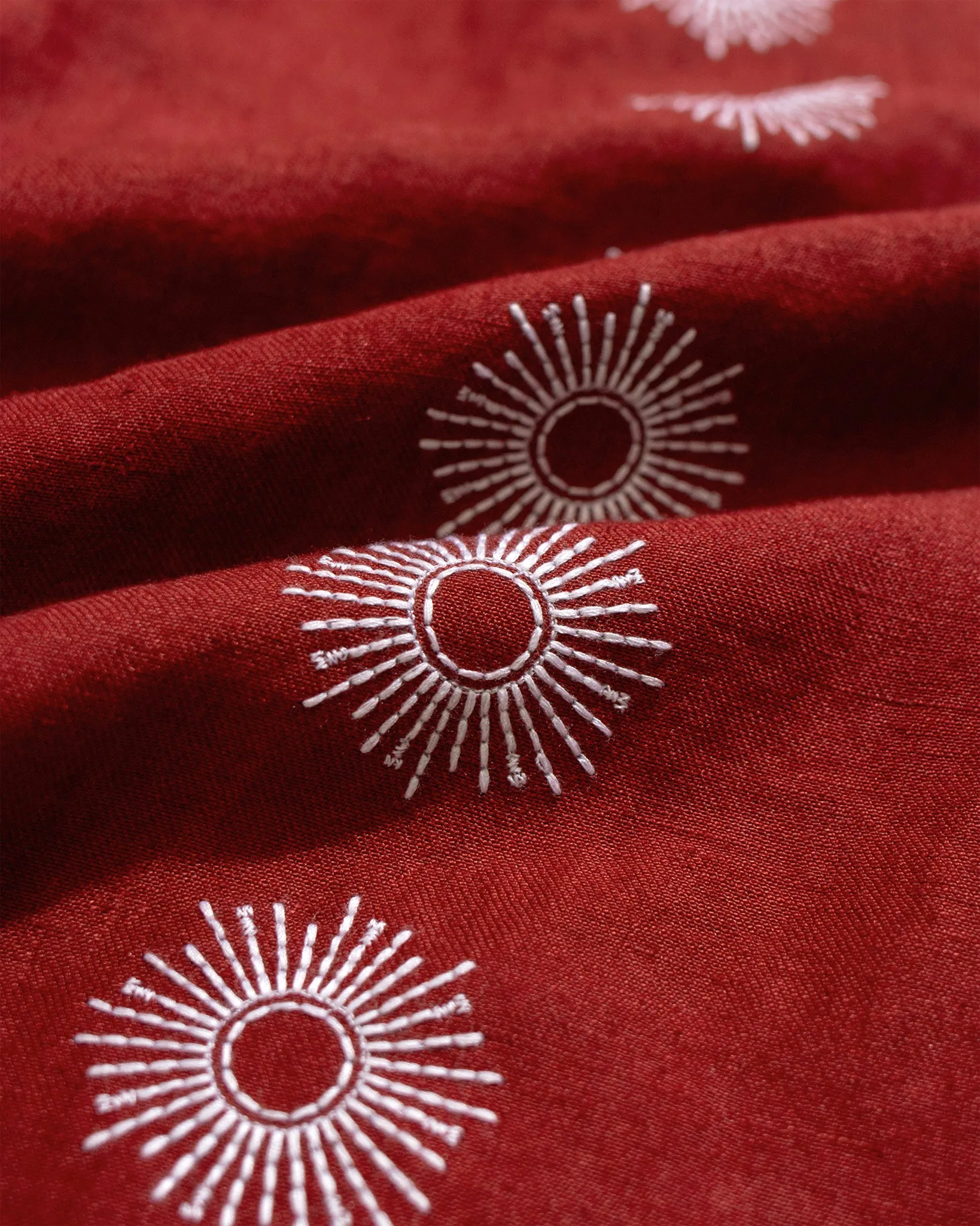 Stachio Shirt - Sol Stripe Embroidery Deep Red